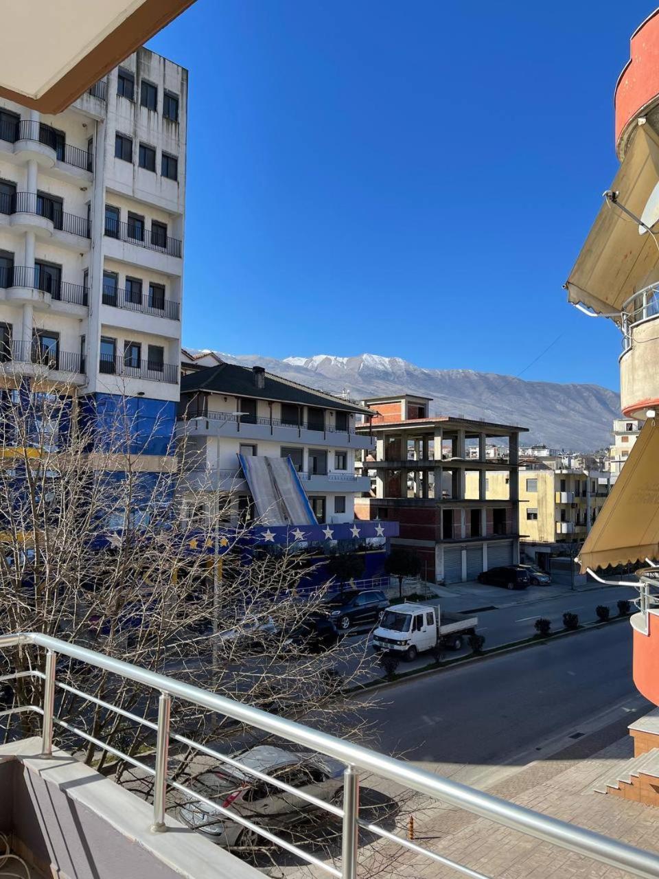 Bora Hotel Gjirokastër 외부 사진