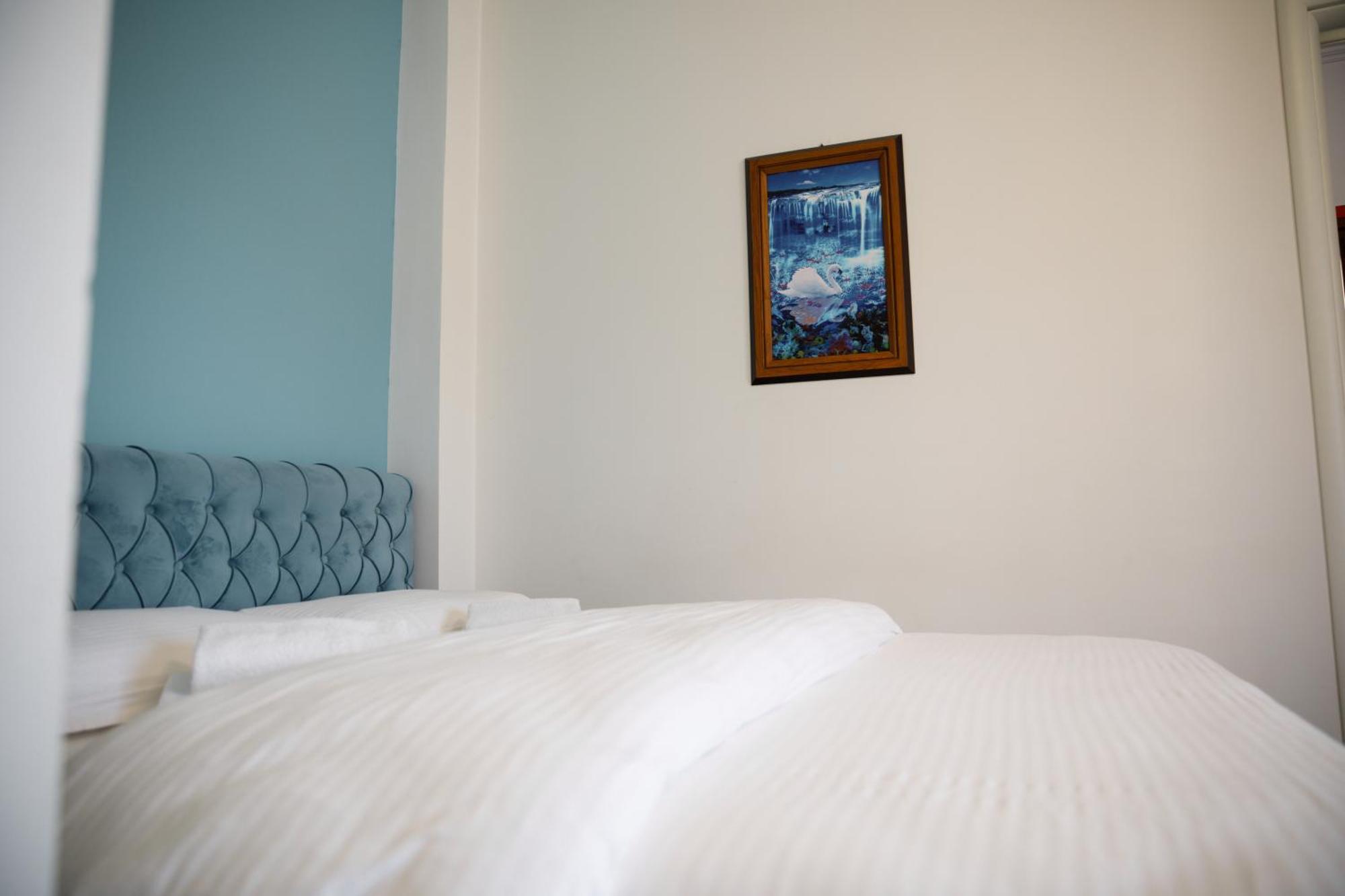 Bora Hotel Gjirokastër 외부 사진