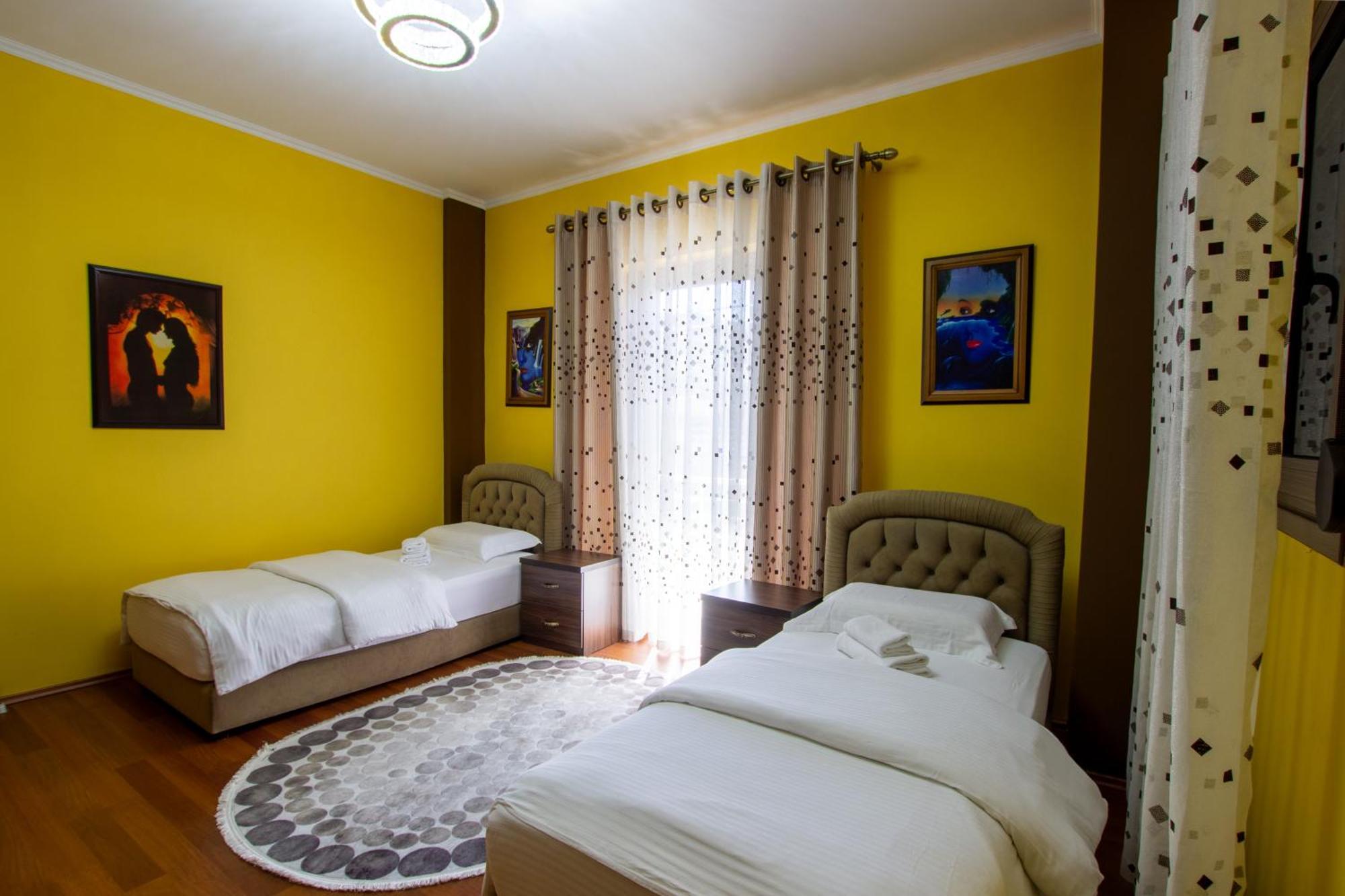 Bora Hotel Gjirokastër 외부 사진