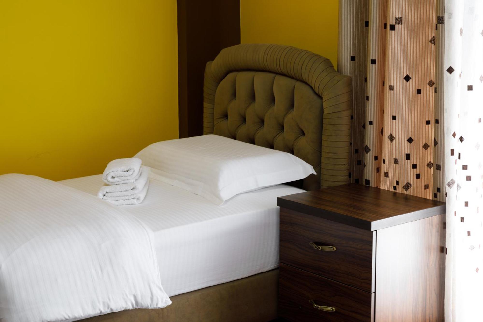 Bora Hotel Gjirokastër 외부 사진