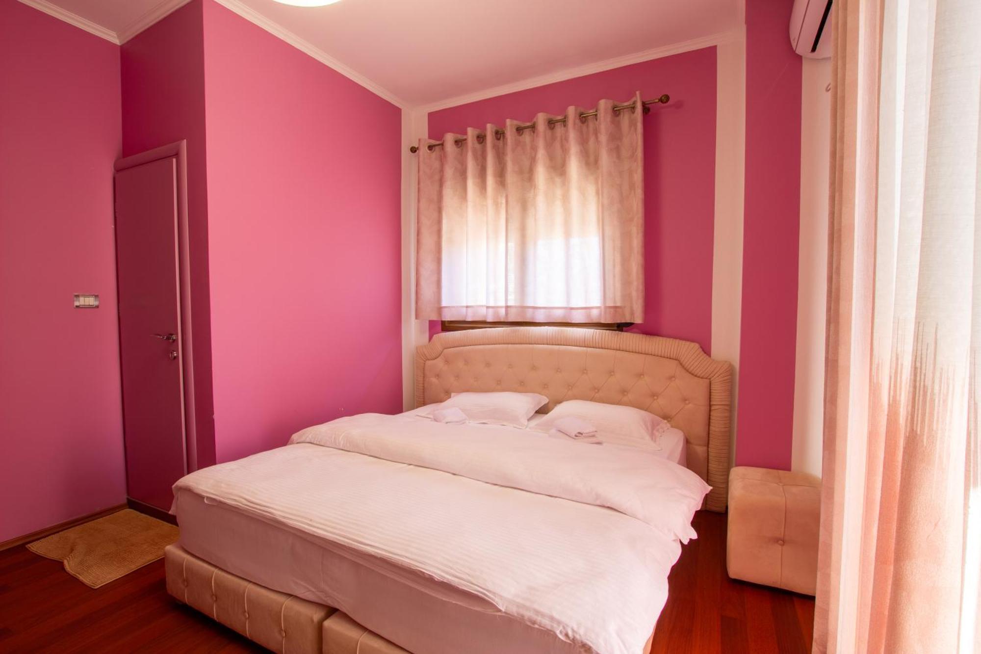 Bora Hotel Gjirokastër 외부 사진