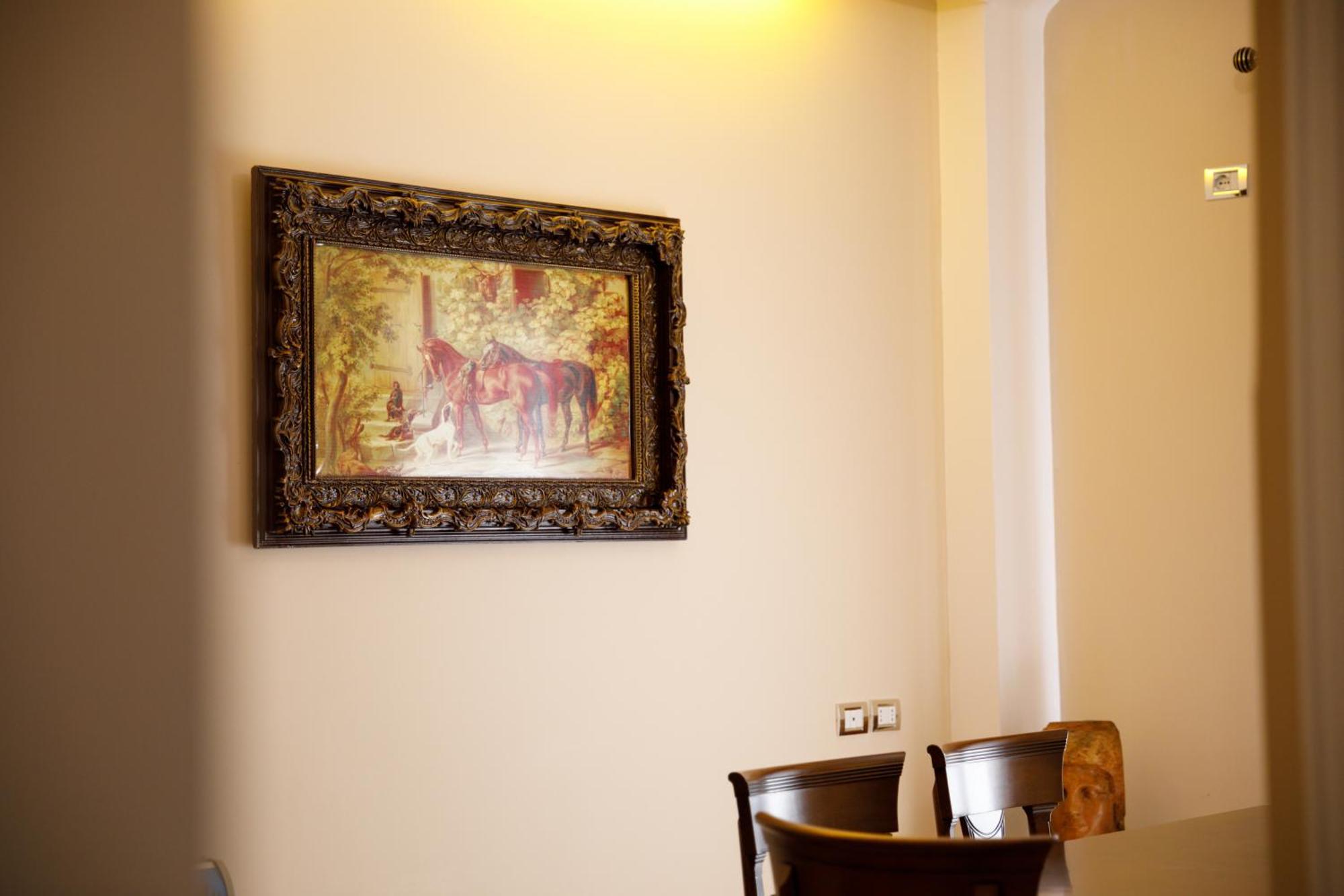 Bora Hotel Gjirokastër 외부 사진