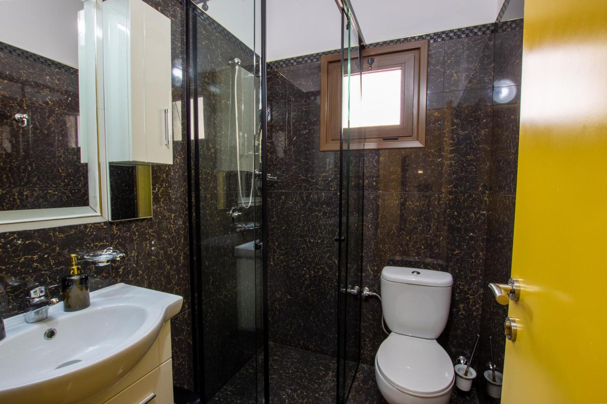 Bora Hotel Gjirokastër 외부 사진